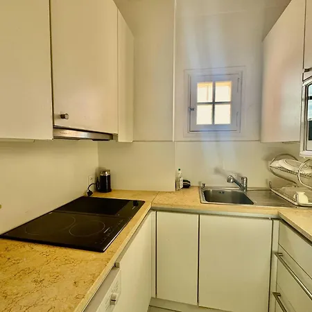 Charming Appt- Ac-1br-4p - 5min-st-tropez Saint-Tropez